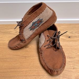 Minnetonka moccasins